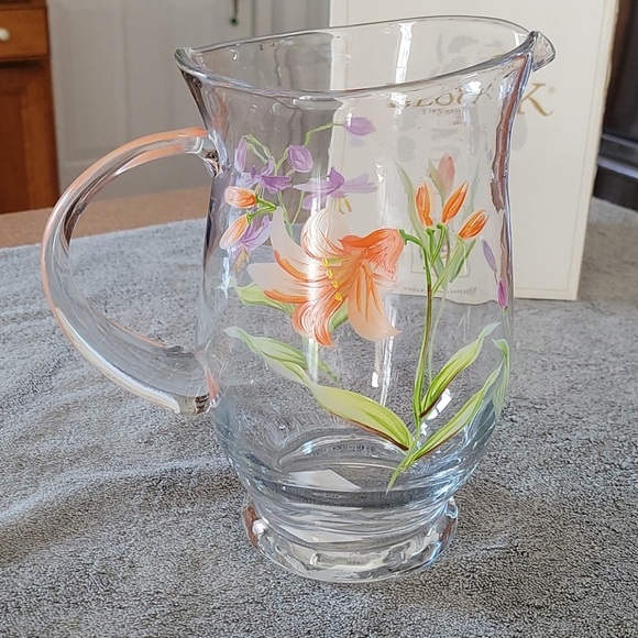 Beautiful Hand Painted Crystal Pitcher!!! - Picture 2 of 11